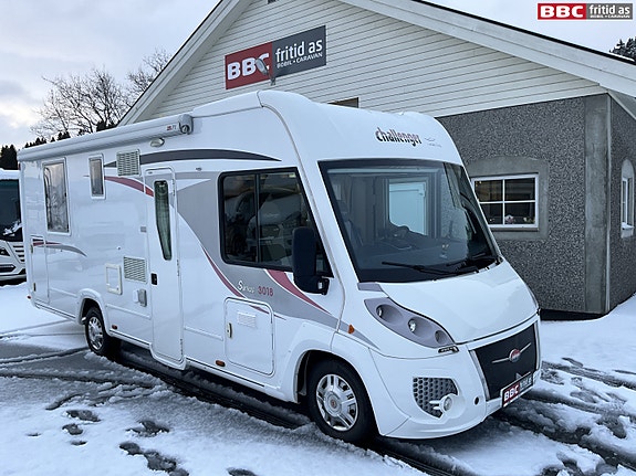 Challenger SIRIUS 3018ELM