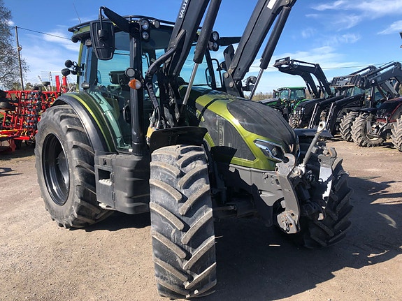 Valtra G135VST med GPS 2020, kr 950 000,-