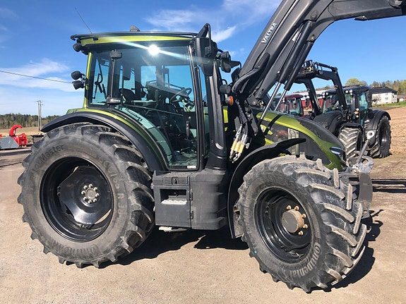 Valtra G135VST med GPS