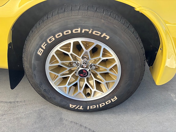 Pontiac Trans Am 26 of 30
