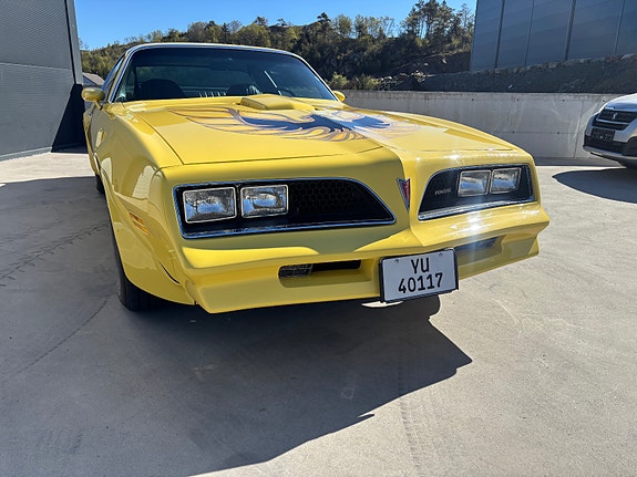 Pontiac Trans Am 18 of 30