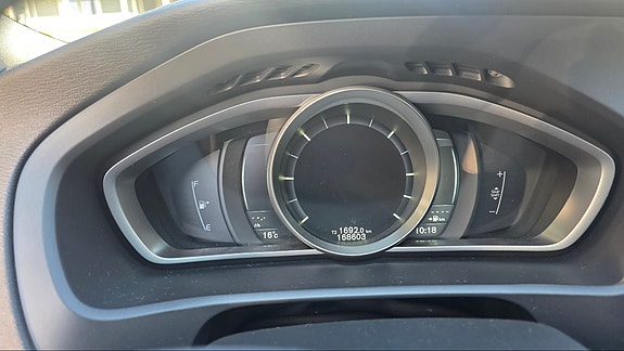 Volvo V40 19 of 19