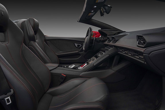 Lamborghini Huracan Spyder 30 of 30