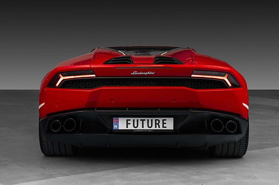 Lamborghini Huracan Spyder 12 of 30