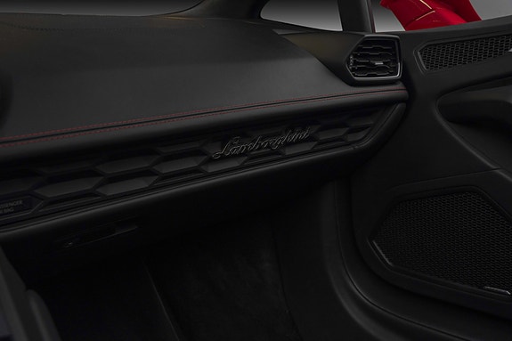 Lamborghini Huracan Spyder 20 of 30