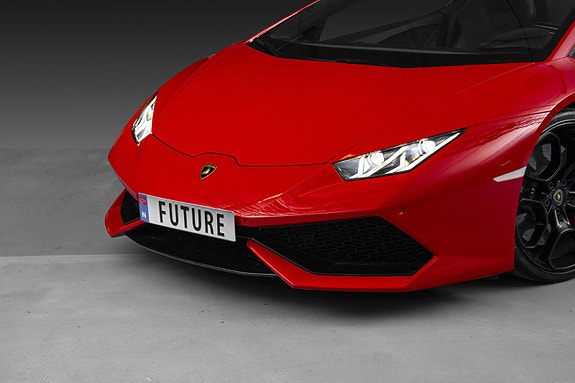 Lamborghini Huracan Spyder 2 of 5
