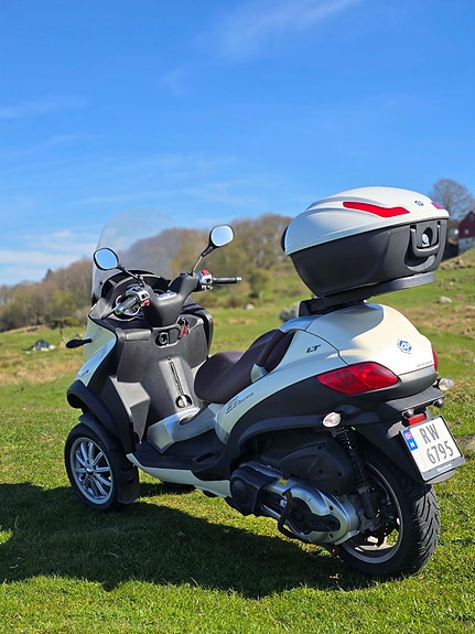Piaggio MP3 500 LT 6 of 7