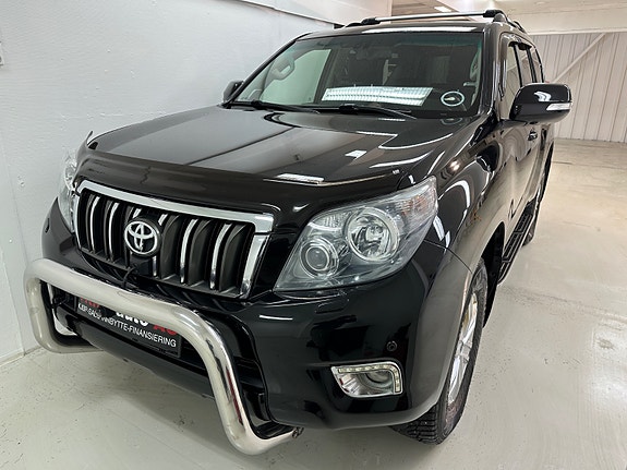 Toyota Land Cruiser 17 of 30