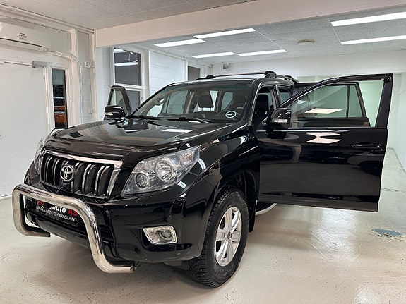 Toyota Land Cruiser 6 of 30