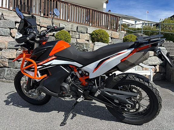 KTM 890 Adventure R 2 of 5
