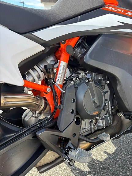 KTM 890 Adventure R 5 of 5