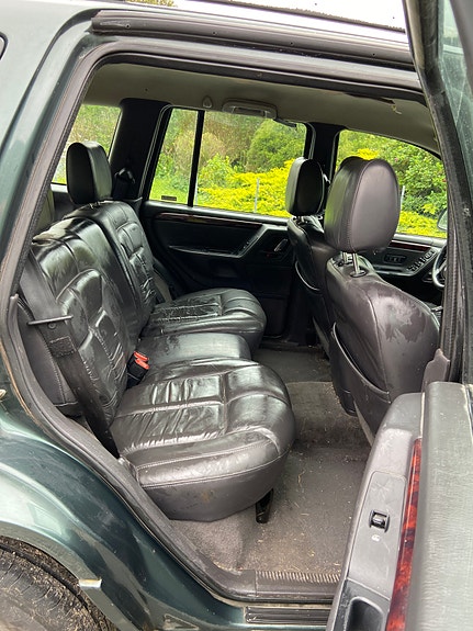 Jeep Grand Cherokee 5 of 5
