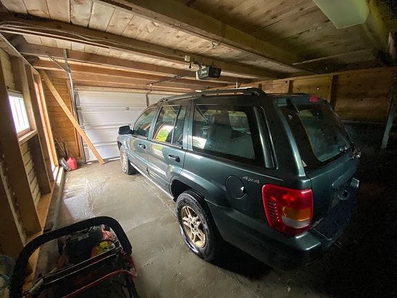 Jeep Grand Cherokee 15 of 19