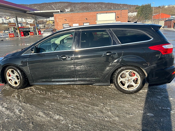 Ford Focus 5 of 18