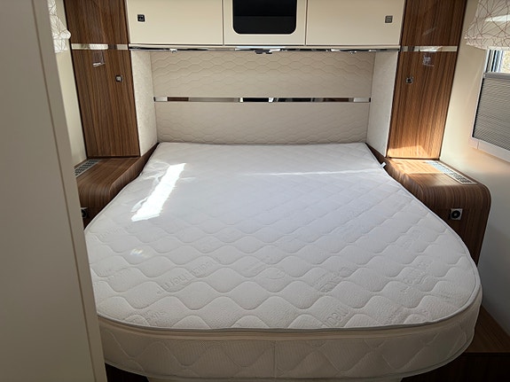 Eura Mobil Contura 766 QB 20 of 25