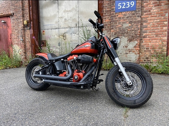 Harley-Davidson FLSTF Fat Boy 4 of 5