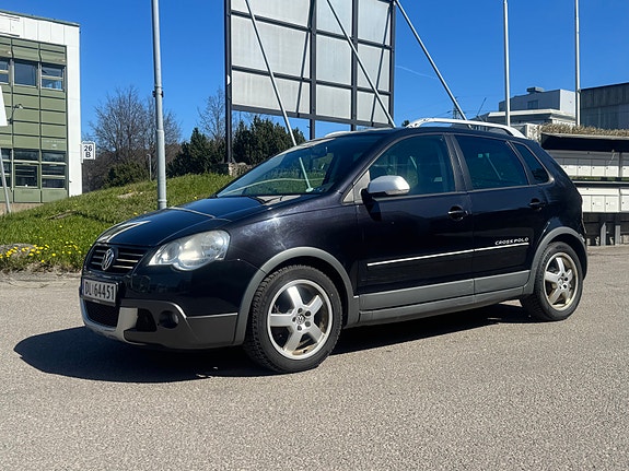 Volkswagen Polo Cross 2 of 5