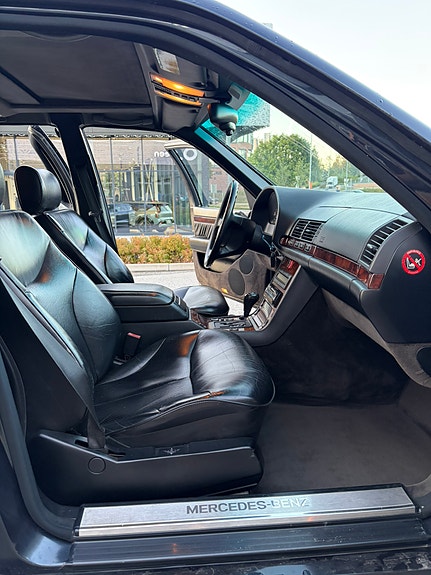 Mercedes-Benz S500 20 of 30
