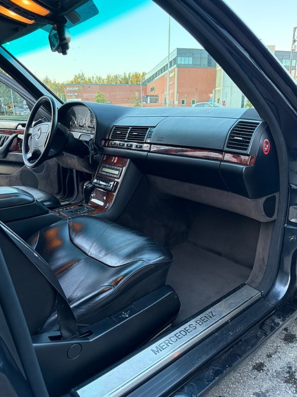 Mercedes-Benz S500 19 of 30