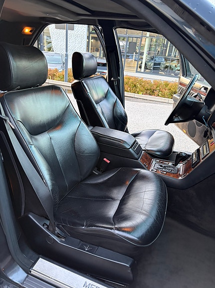 Mercedes-Benz S500 23 of 30