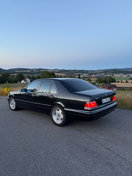Mercedes-Benz S500 8 of 30