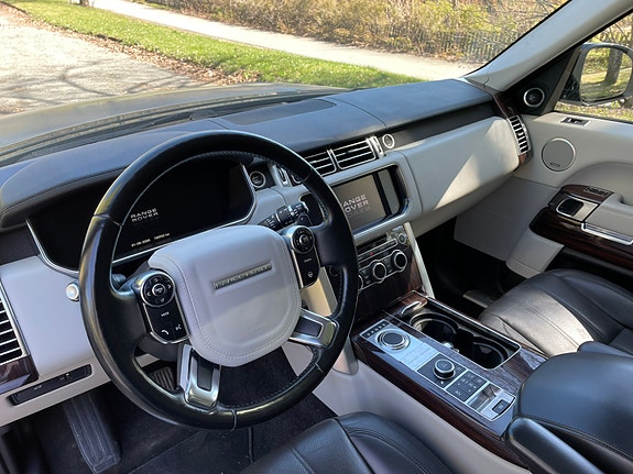 Land Rover Range Rover 14 of 21
