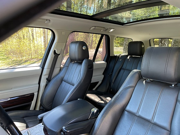 Land Rover Range Rover 17 of 21