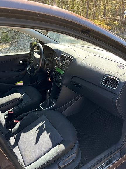 Volkswagen Polo 15 of 19