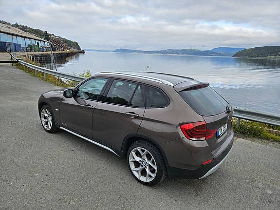 BMW X1 2 of 29