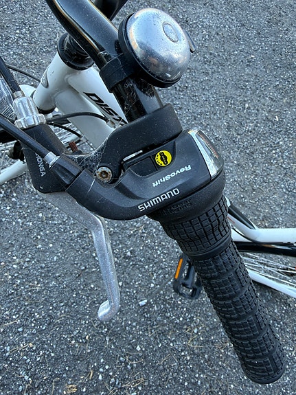Product image 3 of 9