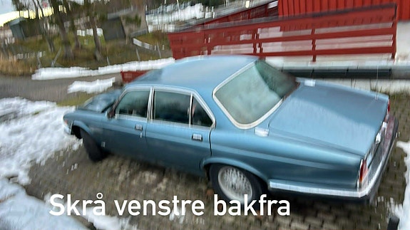Jaguar XJ 3 of 16