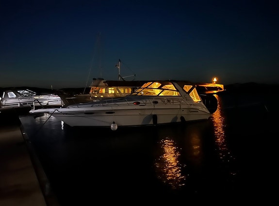 Sea Ray Sundancer 36 fots båt vurderes solgt 23 of 30