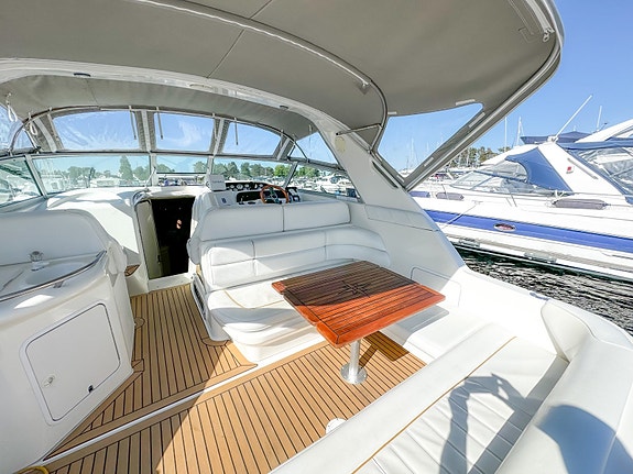 Sea Ray Sundancer 36 fots båt vurderes solgt 21 of 30