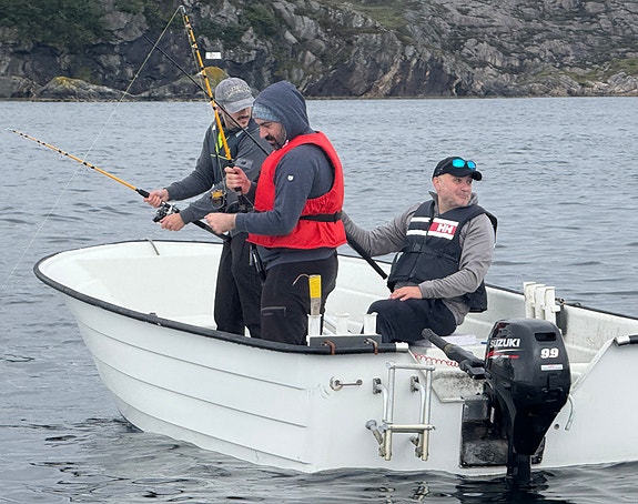 Øien 530 m/Suzuki 9.9 hk – klar for sjøen, stabil og stødig 2 of 5