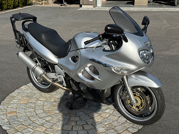 Suzuki GSX750F 6 of 18