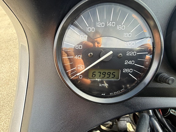 Suzuki GSX750F 9 of 18