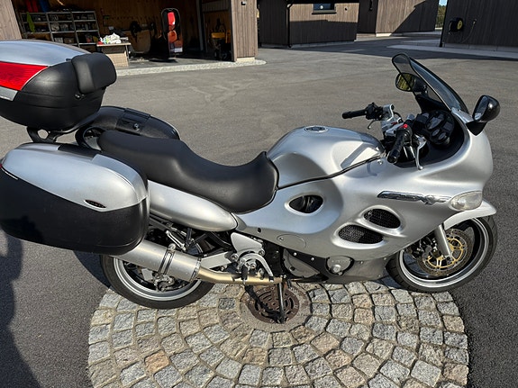 Suzuki GSX750F 15 of 18