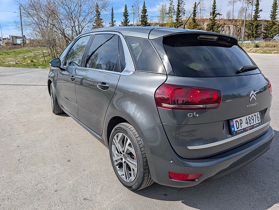 Citroen C4 Picasso 6 of 23