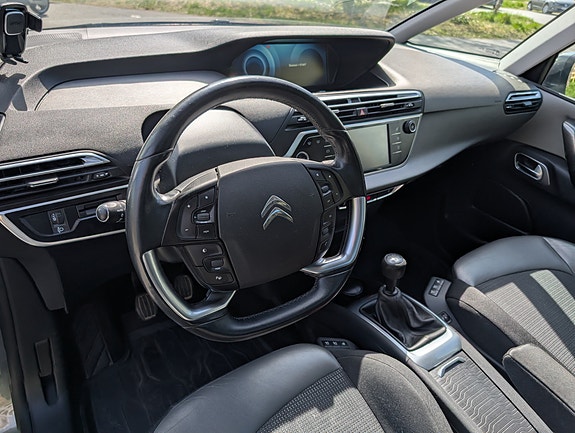 Citroen C4 Picasso 11 of 23