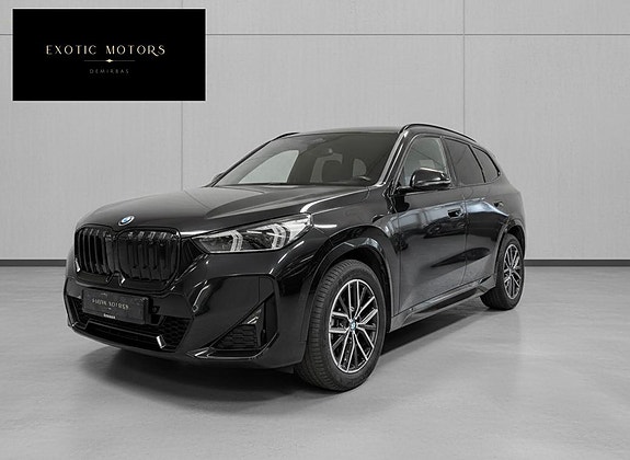 BMW iX1