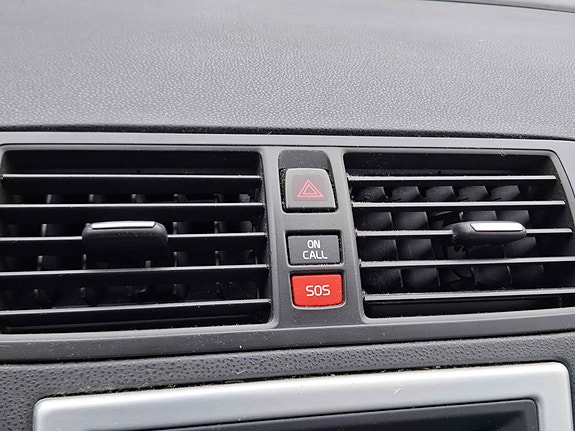Volvo V50 14 of 26