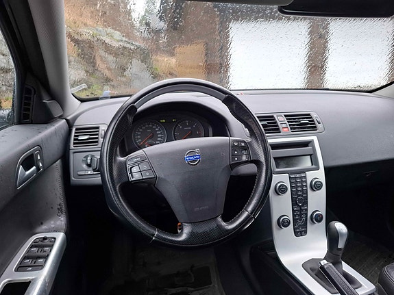 Volvo V50 10 of 26