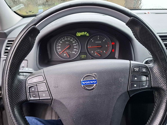 Volvo V50 9 of 26