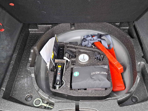 Volvo V50 25 of 26