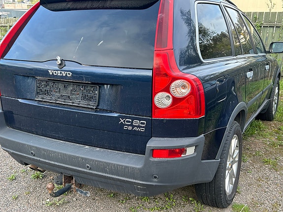 Volvo XC90 9 of 9