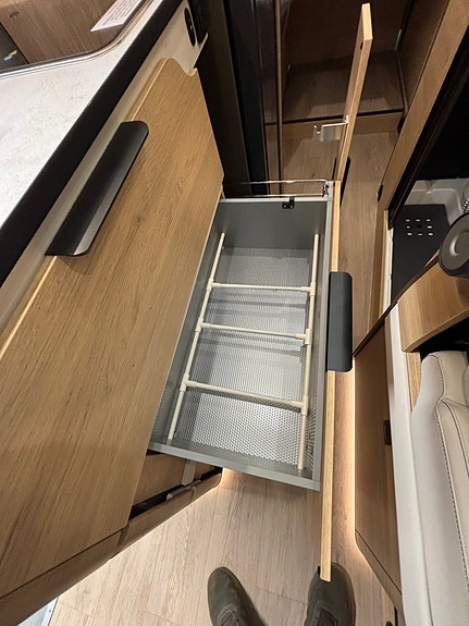 Dreamer D68 Exclusive, 180Hk Automat, Adaptiv cruise, 4250/3500kg. 8 of 20
