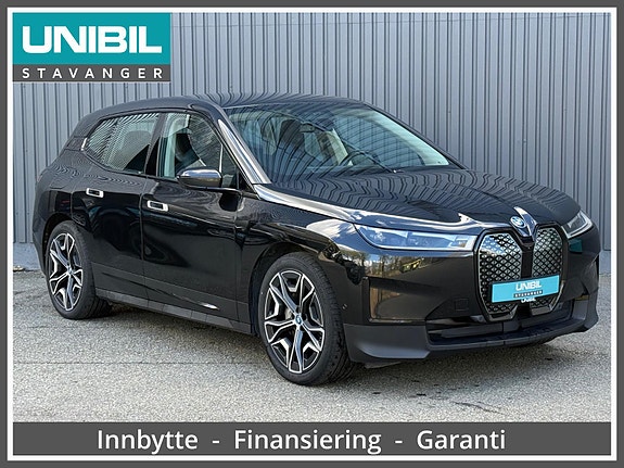 BMW iX