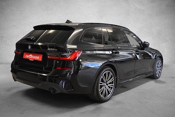 BMW 330e 2 of 5