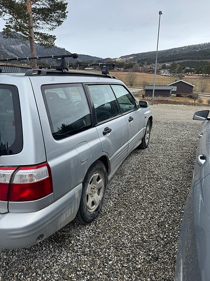 Subaru Forester 4 of 5