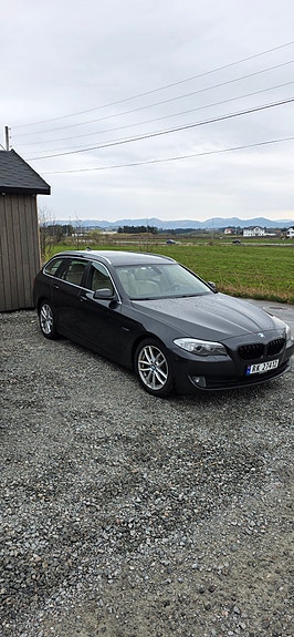 BMW 520d 5 of 5